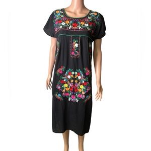 YZXDORWJ women’s Mexican ethic Emboderied floral midi short sleeve dress NWT